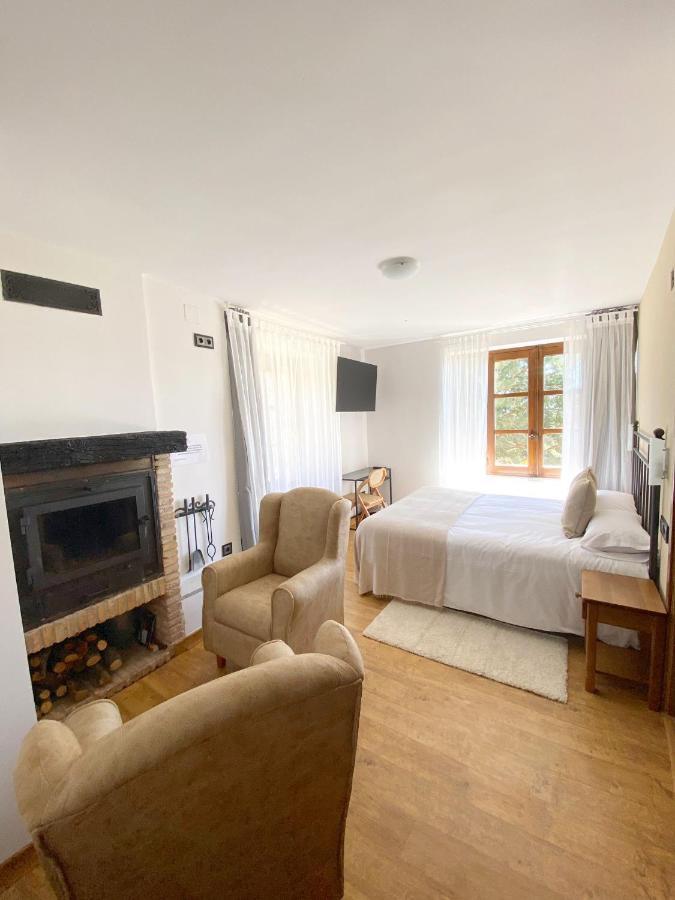 Puerto de Béjar Hotel Rural Candela Y Plata מראה חיצוני תמונה