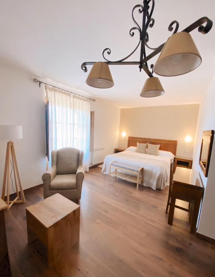 Puerto de Béjar Hotel Rural Candela Y Plata מראה חיצוני תמונה