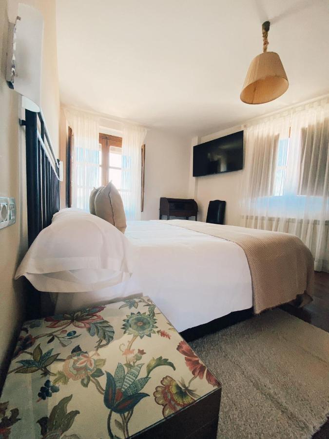 Puerto de Béjar Hotel Rural Candela Y Plata מראה חיצוני תמונה