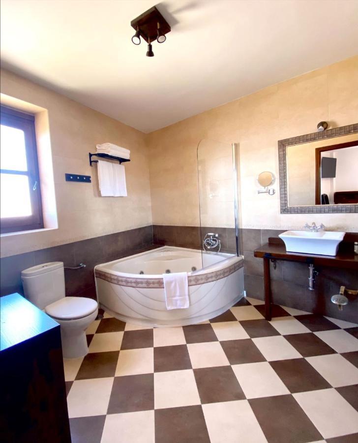 Puerto de Béjar Hotel Rural Candela Y Plata מראה חיצוני תמונה