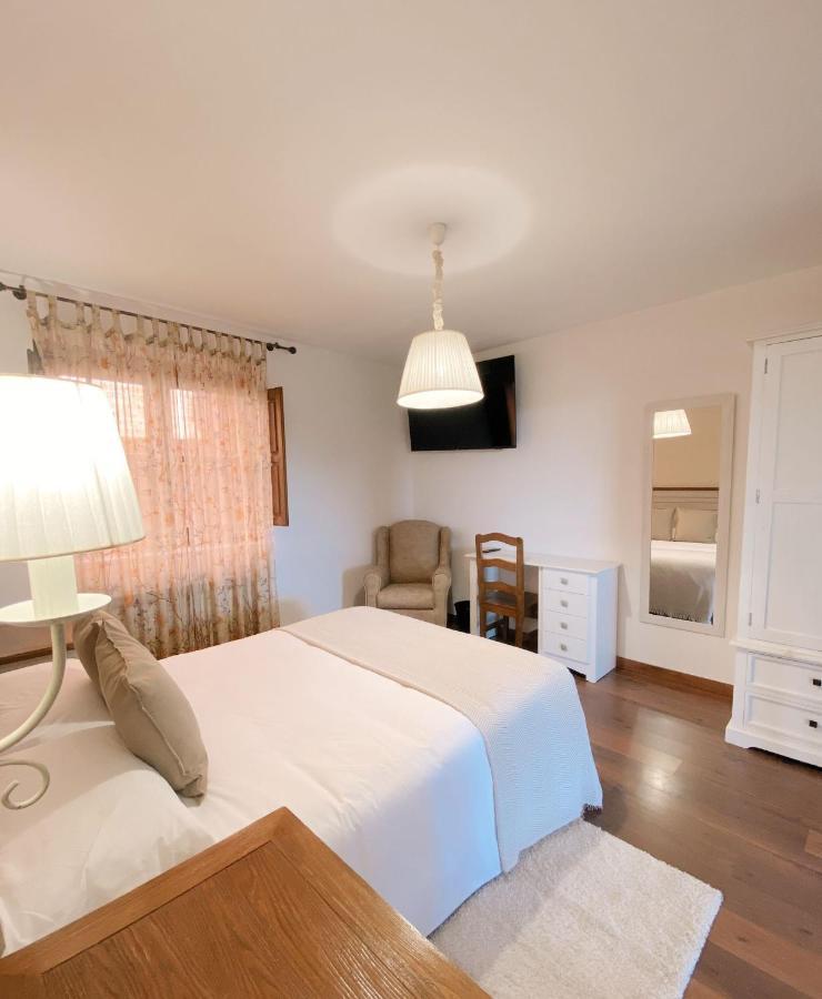 Puerto de Béjar Hotel Rural Candela Y Plata מראה חיצוני תמונה