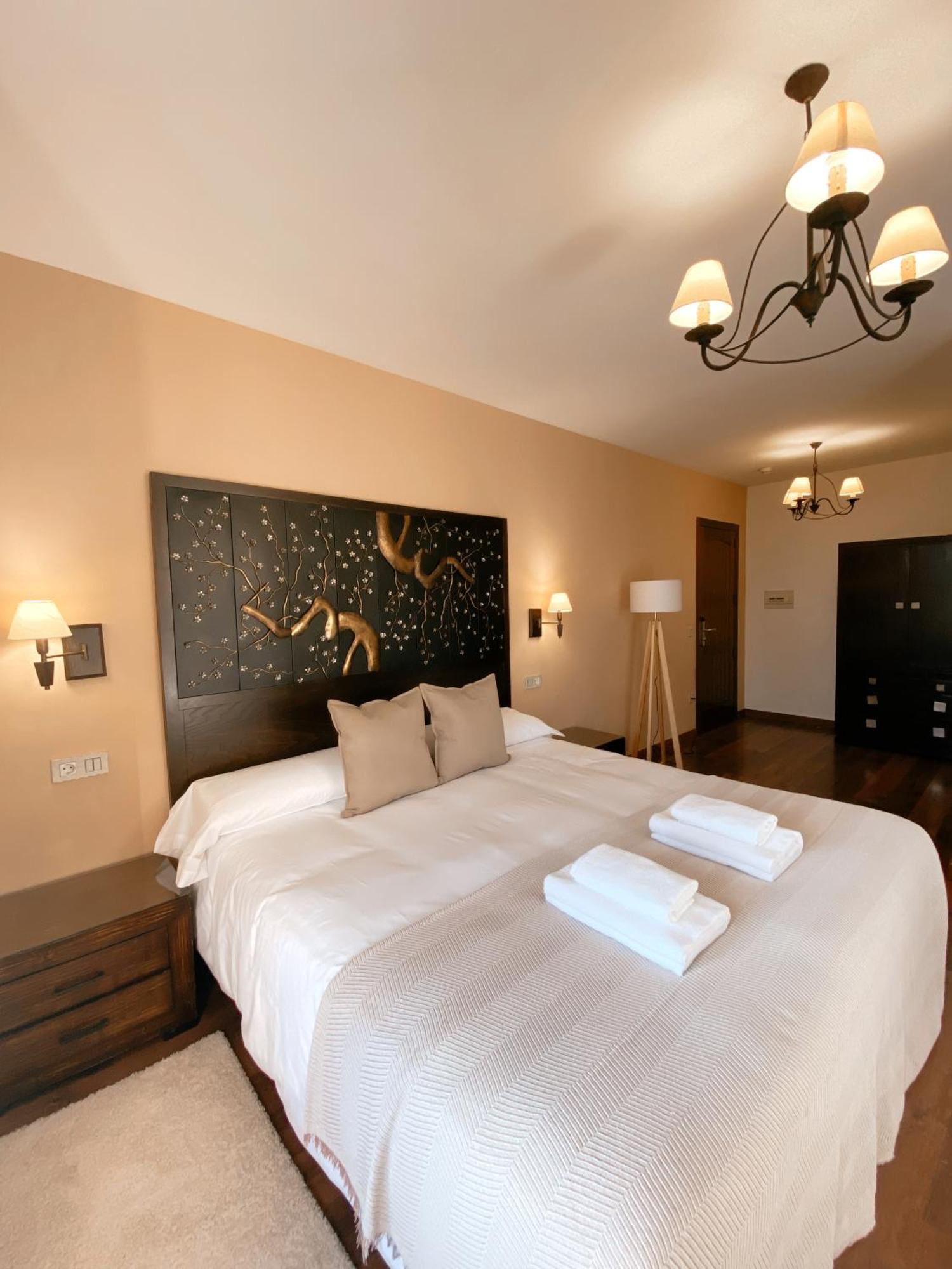 Puerto de Béjar Hotel Rural Candela Y Plata מראה חיצוני תמונה